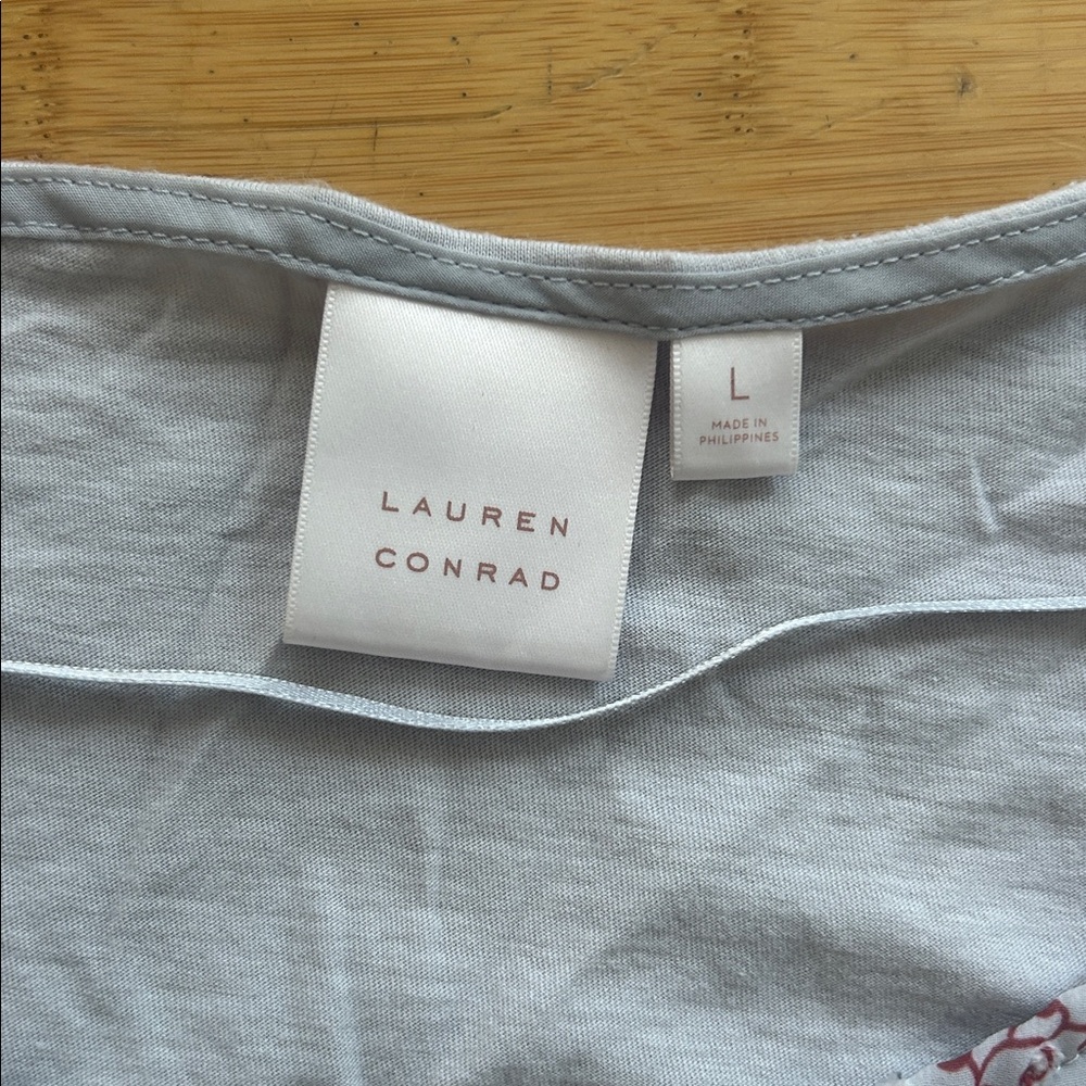 LC Lauren Conrad Blue and Pink Floral Top - Picture 2 of 3